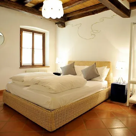 Bed & Breakfast Stop & Sleep On The Hills