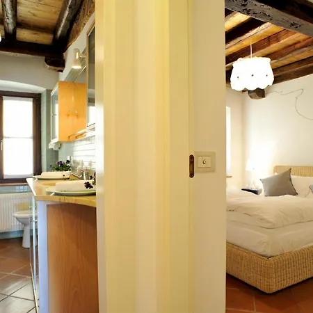 Stop & Sleep On The Hills 住宿加早餐酒店 3*