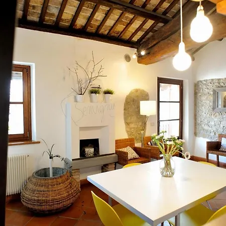 Stop & Sleep On The Hills 3* 法加尼亚