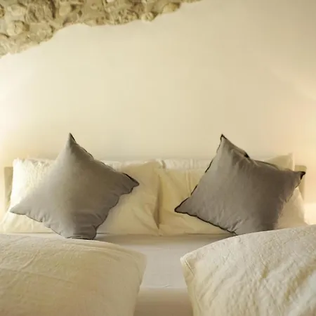 Stop & Sleep On The Hills 住宿加早餐酒店