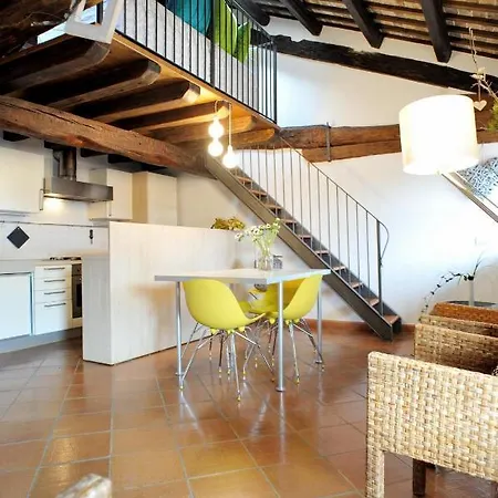 Stop & Sleep On The Hills 住宿加早餐酒店